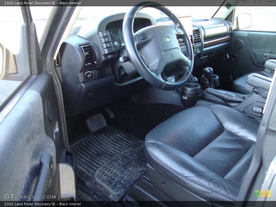 Black Interior Photo for the 2003 Land Rover Discovery SE #42338988