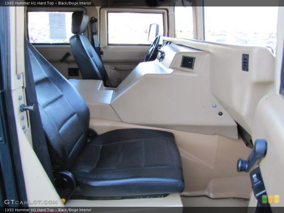 Black/Beige Interior Photo for the 1993 Hummer H1 Hard Top #42342158