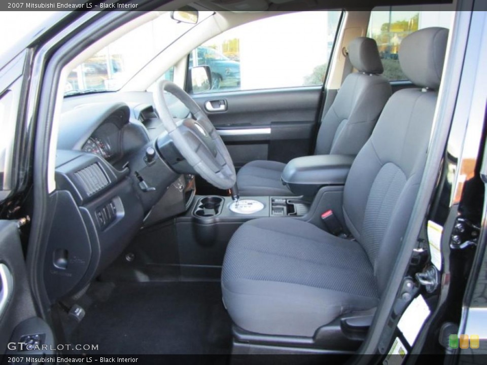 Black Interior Photo for the 2007 Mitsubishi Endeavor LS #42342608
