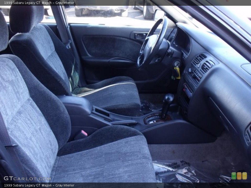 Gray Interior Photo for the 1999 Subaru Legacy GT Wagon #42347652