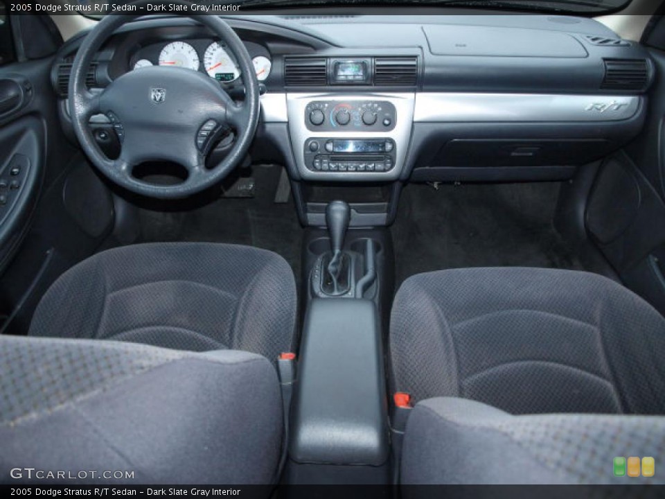 Dark Slate Gray Interior Photo for the 2005 Dodge Stratus R/T Sedan #42347768