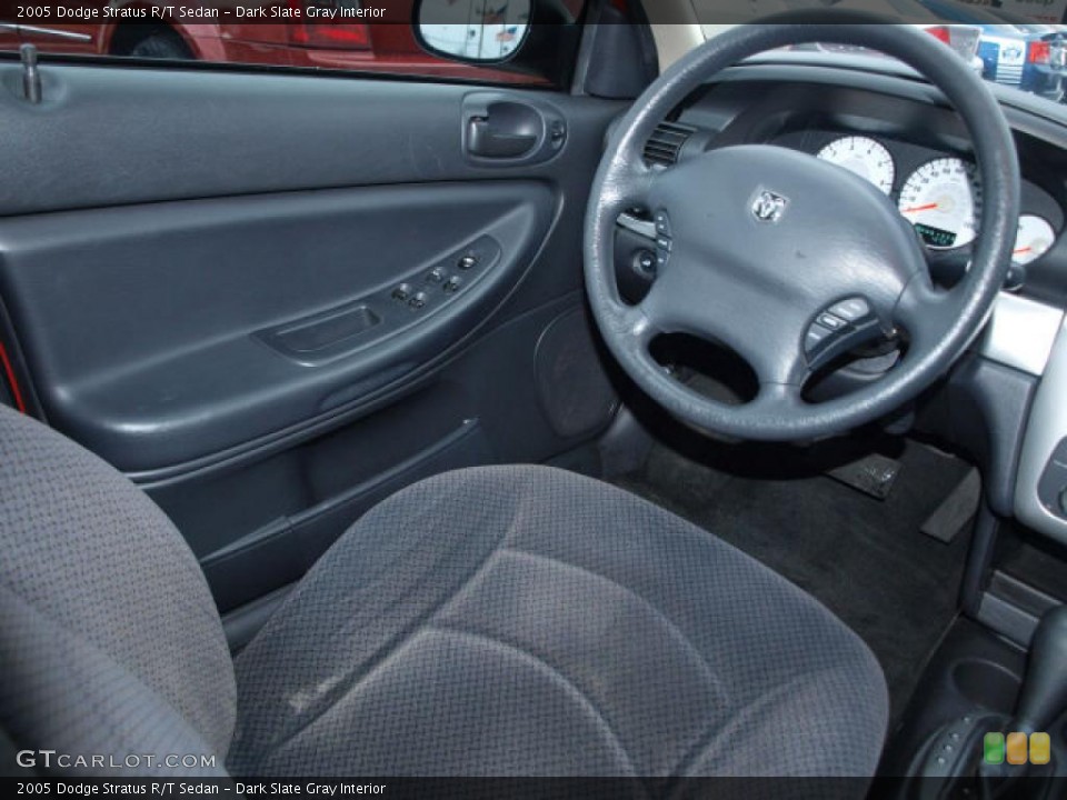 Dark Slate Gray Interior Photo for the 2005 Dodge Stratus R/T Sedan #42347784