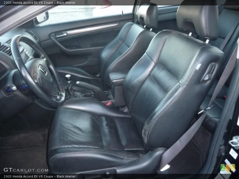 Black Interior Photo for the 2003 Honda Accord EX V6 Coupe #42352617