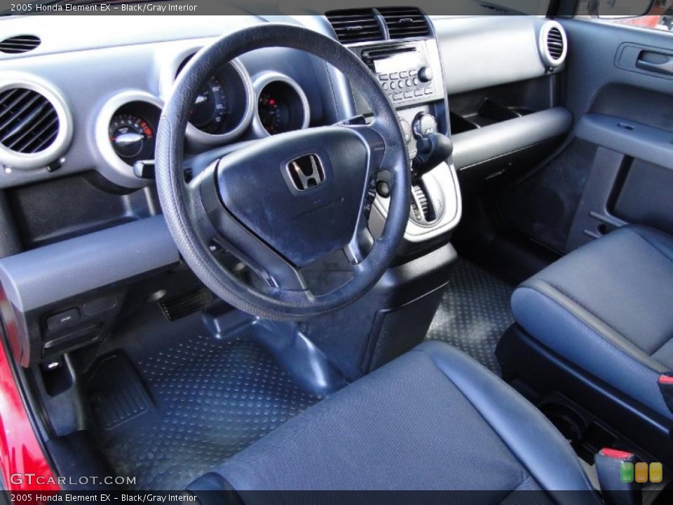 Black/Gray Interior Photo for the 2005 Honda Element EX #42352997
