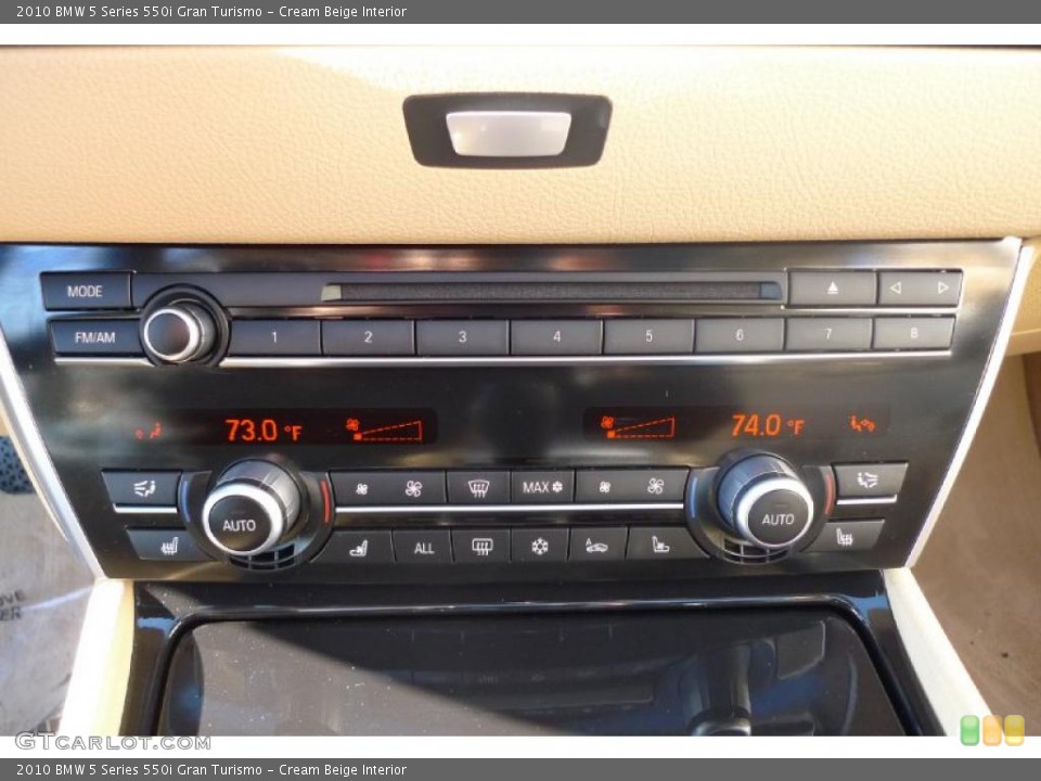 Cream Beige Interior Controls for the 2010 BMW 5 Series 550i Gran Turismo #42357481
