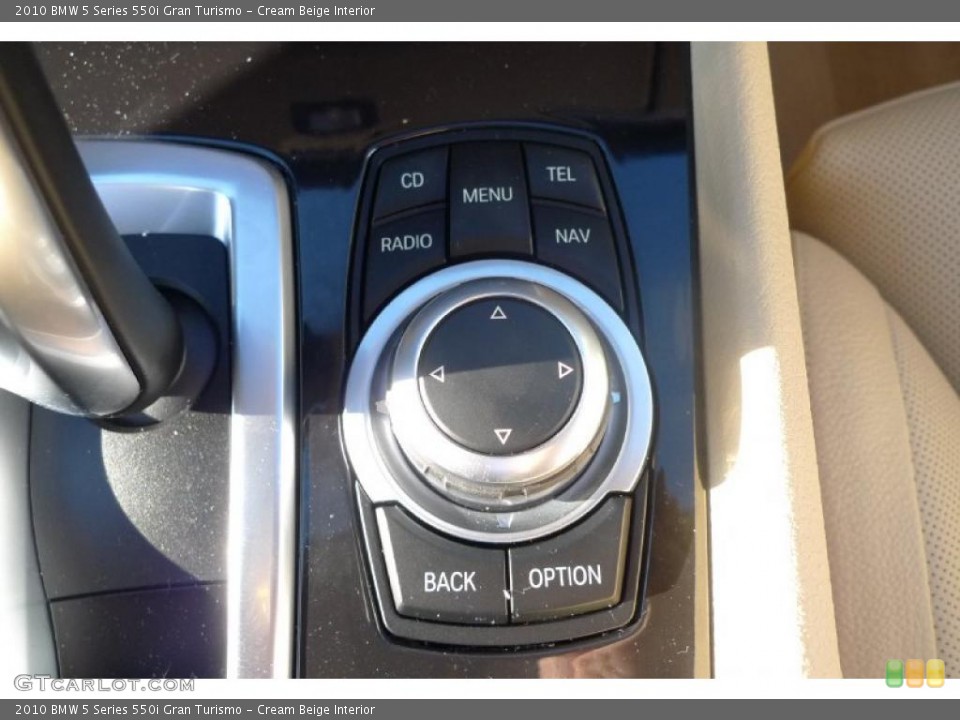 Cream Beige Interior Controls for the 2010 BMW 5 Series 550i Gran Turismo #42357517