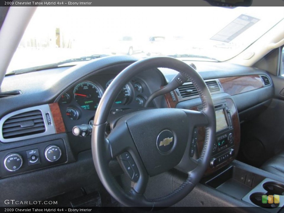 Ebony Interior Dashboard for the 2009 Chevrolet Tahoe Hybrid 4x4 #42377527