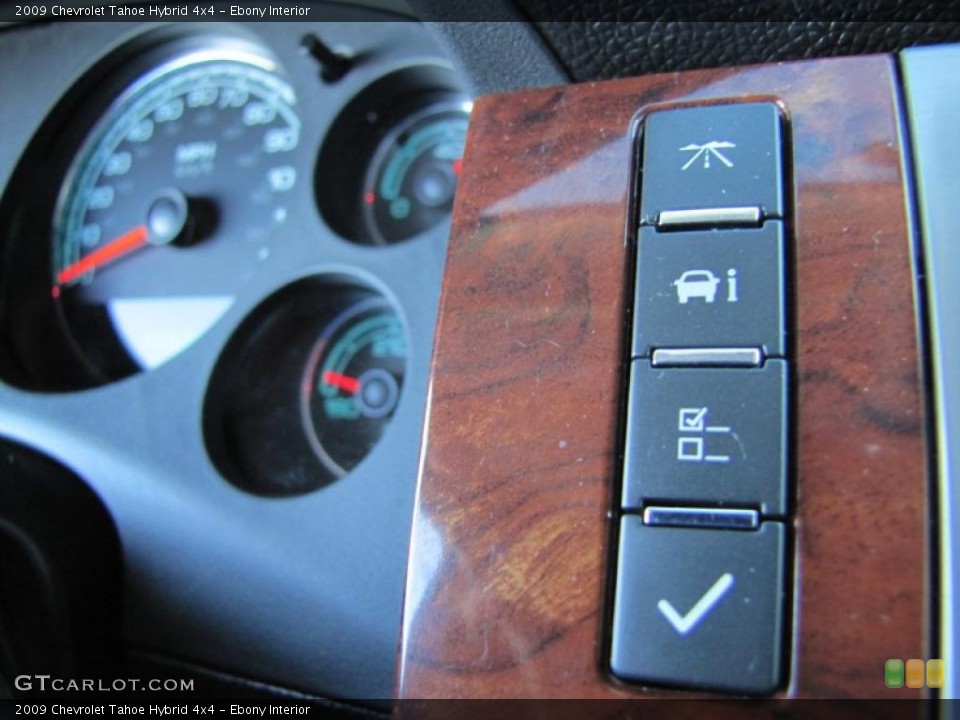 Ebony Interior Controls for the 2009 Chevrolet Tahoe Hybrid 4x4 #42377575