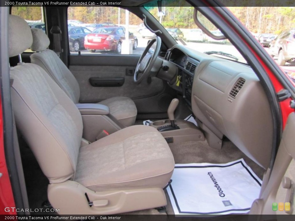 Oak Interior Photo for the 2000 Toyota Tacoma V6 PreRunner Extended Cab #42381688