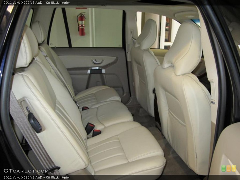 Off Black Interior Photo for the 2011 Volvo XC90 V8 AWD #42388149