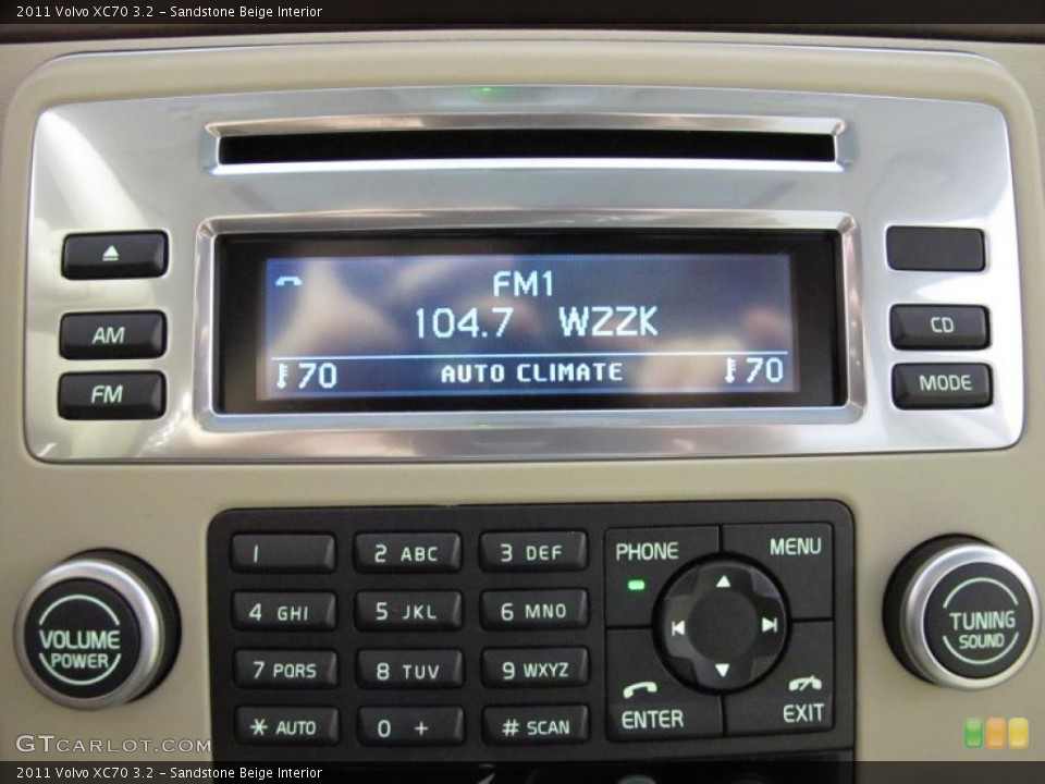 Sandstone Beige Interior Controls for the 2011 Volvo XC70 3.2 #42389716