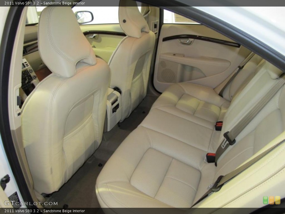 Sandstone Beige Interior Photo for the 2011 Volvo S80 3.2 #42390327