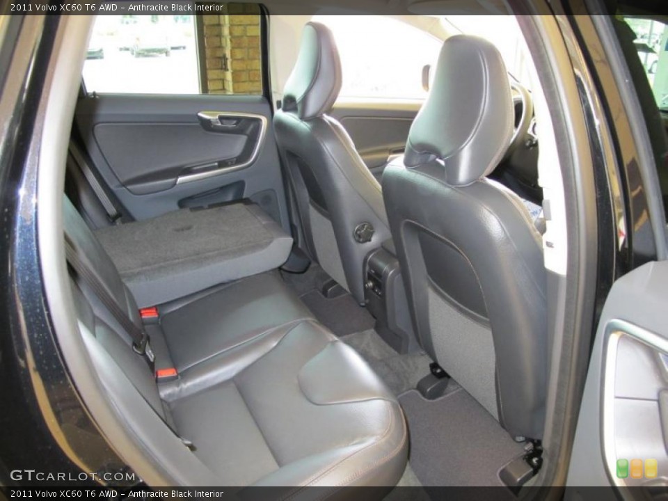 Anthracite Black Interior Photo for the 2011 Volvo XC60 T6 AWD #42391967
