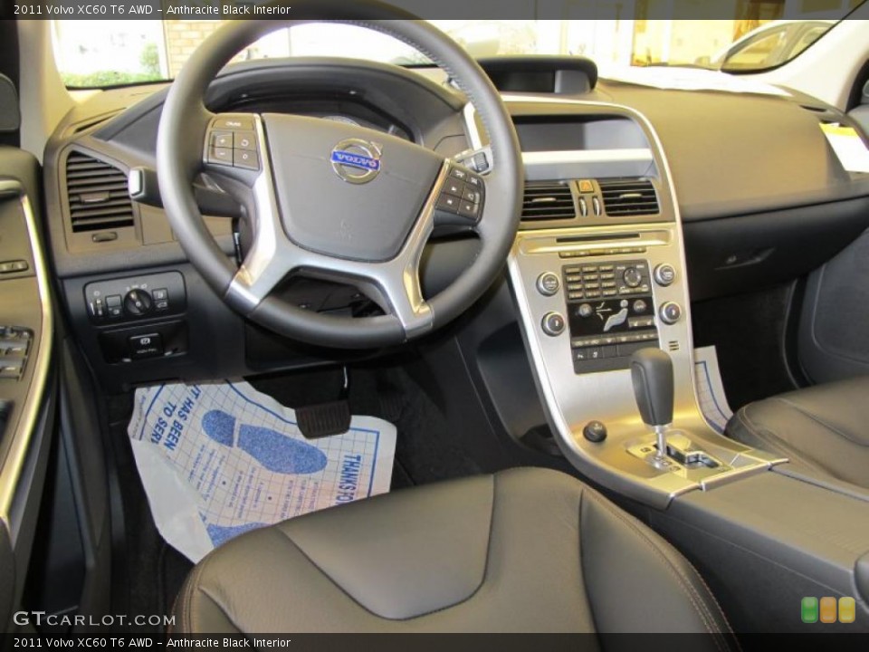 Anthracite Black Interior Photo for the 2011 Volvo XC60 T6 AWD #42392023