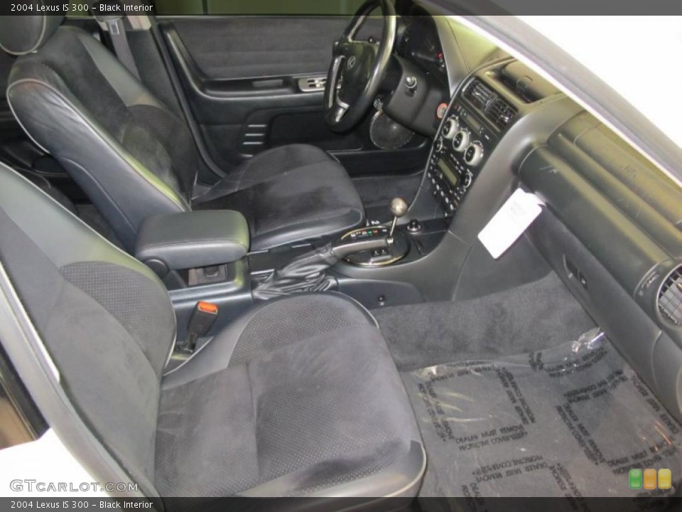 Black Interior Photo for the 2004 Lexus IS 300 #42393199