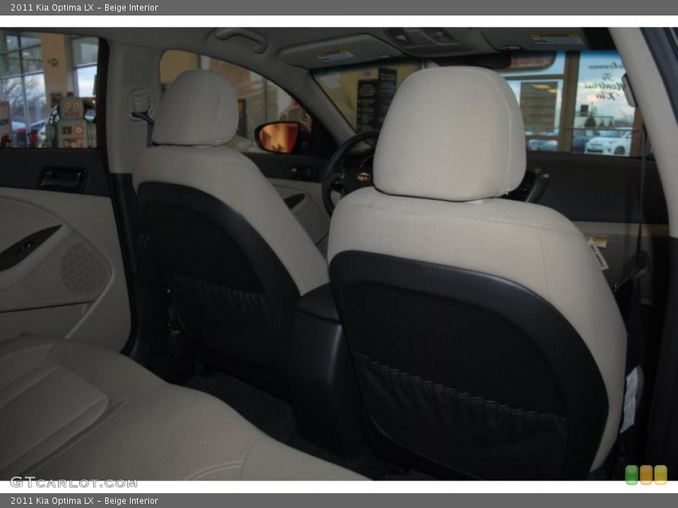 Beige Interior Photo for the 2011 Kia Optima LX #42398039