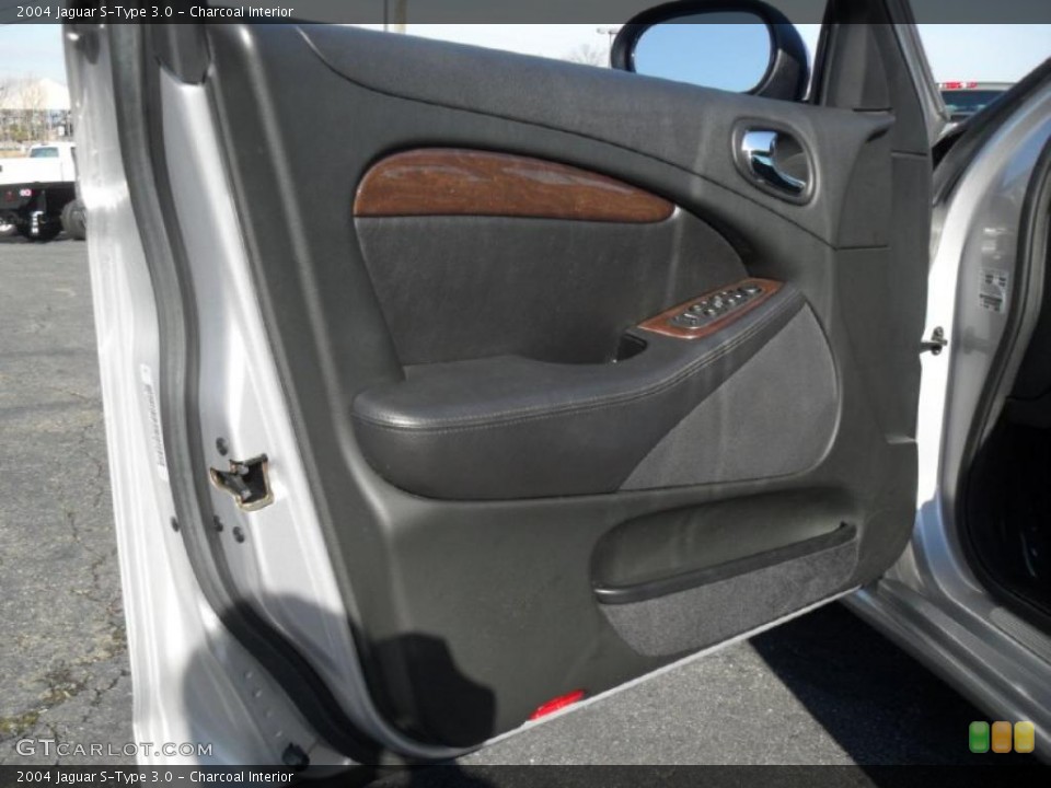 Charcoal Interior Door Panel for the 2004 Jaguar S-Type 3.0 #42400323