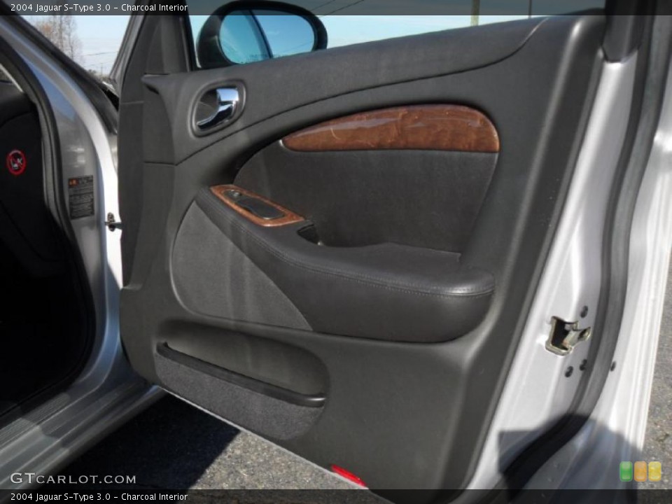 Charcoal Interior Door Panel for the 2004 Jaguar S-Type 3.0 #42400555