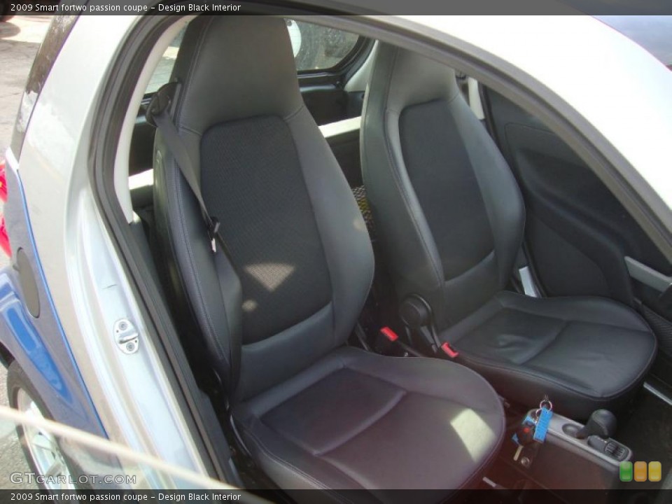 Design Black Interior Photo for the 2009 Smart fortwo passion coupe #42404160