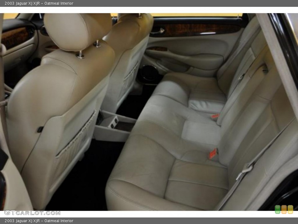 Oatmeal Interior Photo for the 2003 Jaguar XJ XJR #42409684