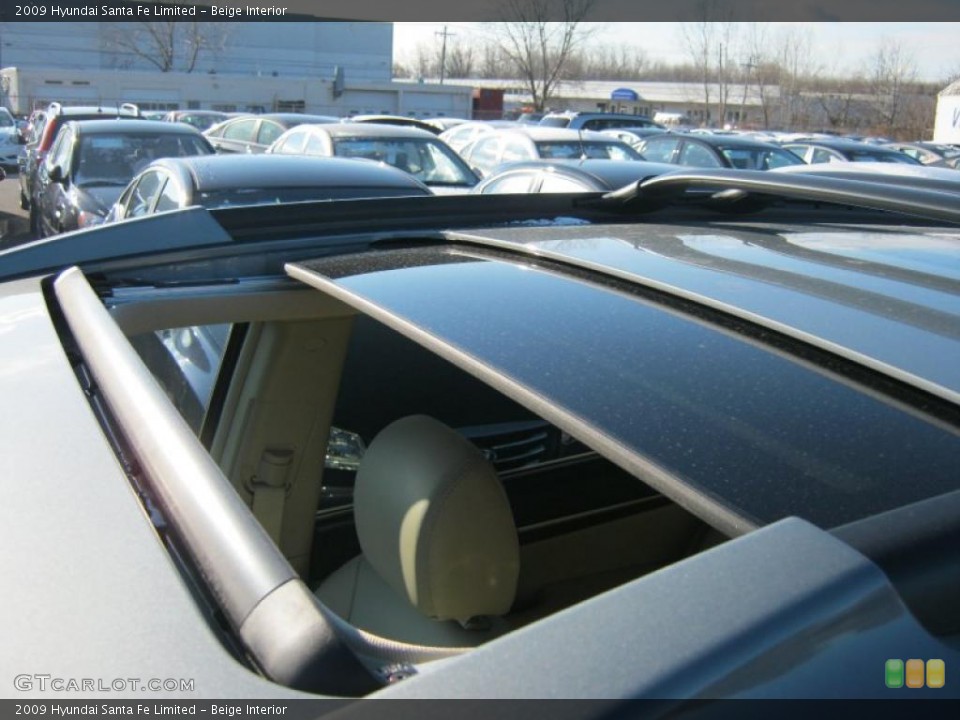 Beige Interior Sunroof for the 2009 Hyundai Santa Fe Limited #42411044