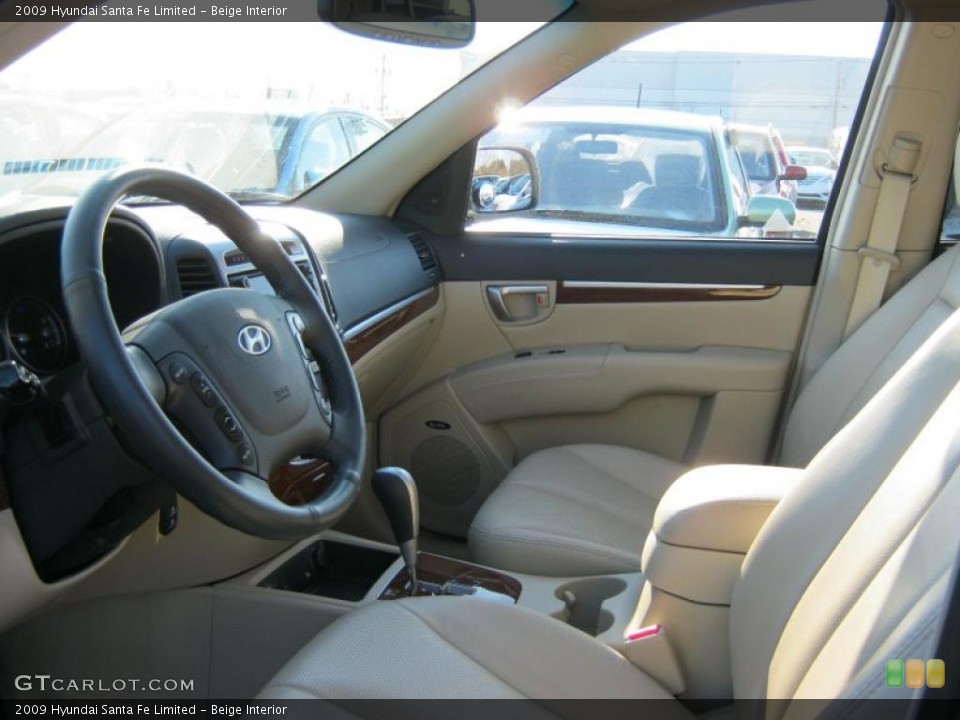 Beige Interior Photo for the 2009 Hyundai Santa Fe Limited #42411332