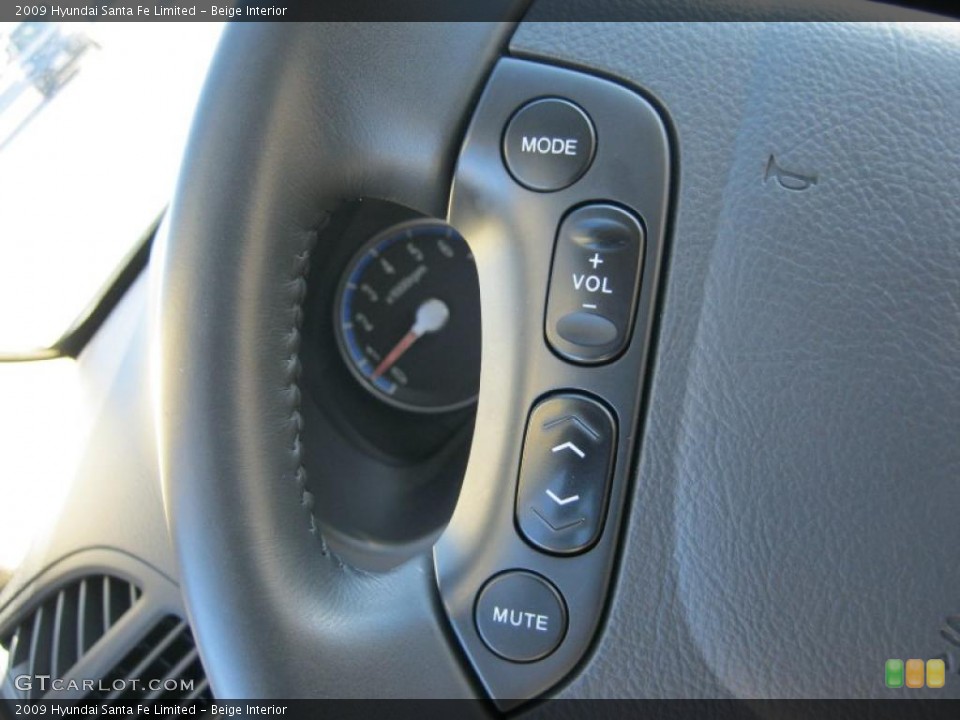 Beige Interior Controls for the 2009 Hyundai Santa Fe Limited #42411372