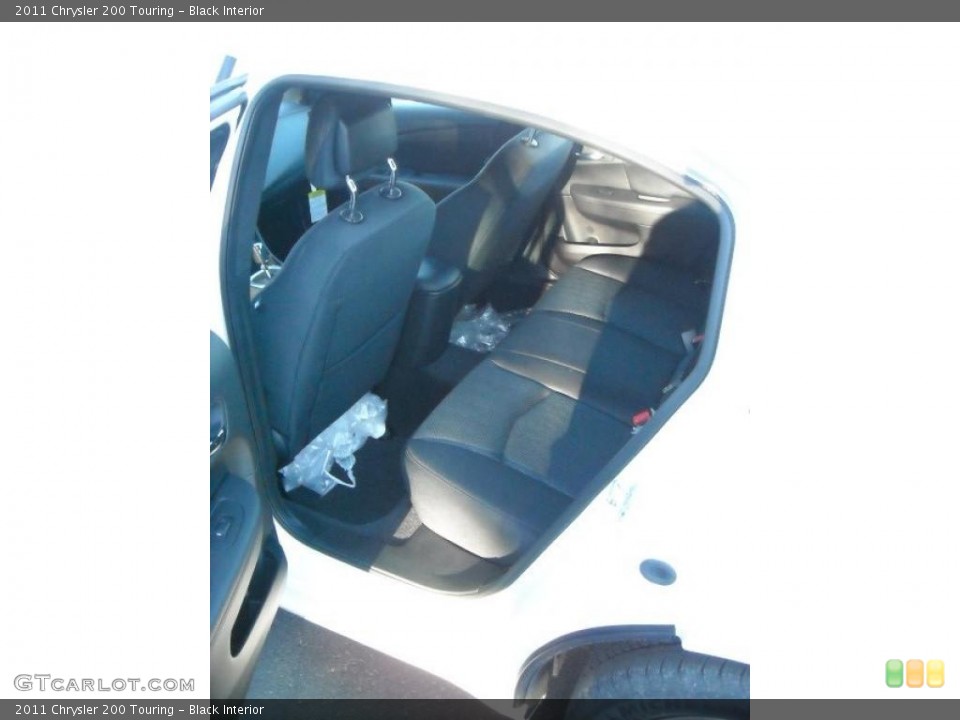 Black Interior Photo for the 2011 Chrysler 200 Touring #42411548
