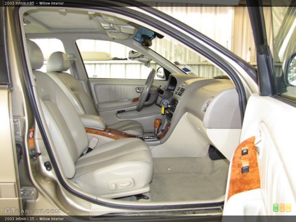 Willow Interior Photo for the 2003 Infiniti I 35 #42412724