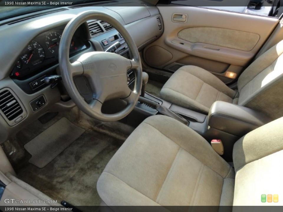 Beige Interior Photo for the 1998 Nissan Maxima SE #42417356
