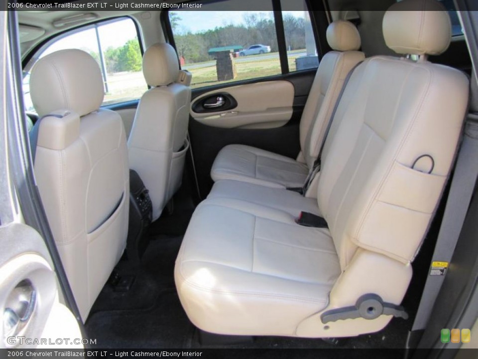 Light Cashmere/Ebony Interior Photo for the 2006 Chevrolet TrailBlazer EXT LT #42420800