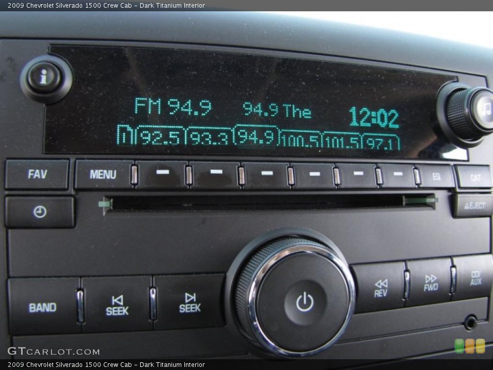 Dark Titanium Interior Controls for the 2009 Chevrolet Silverado 1500 Crew Cab #42421272