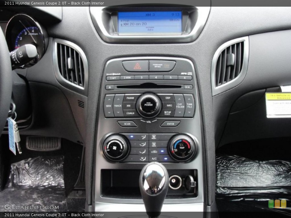 Black Cloth Interior Controls for the 2011 Hyundai Genesis Coupe 2.0T #42431160