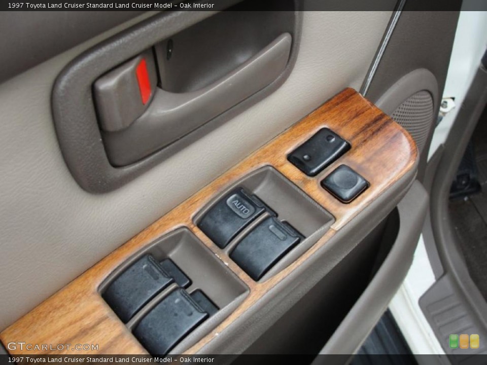 Oak Interior Controls for the 1997 Toyota Land Cruiser  #42432828