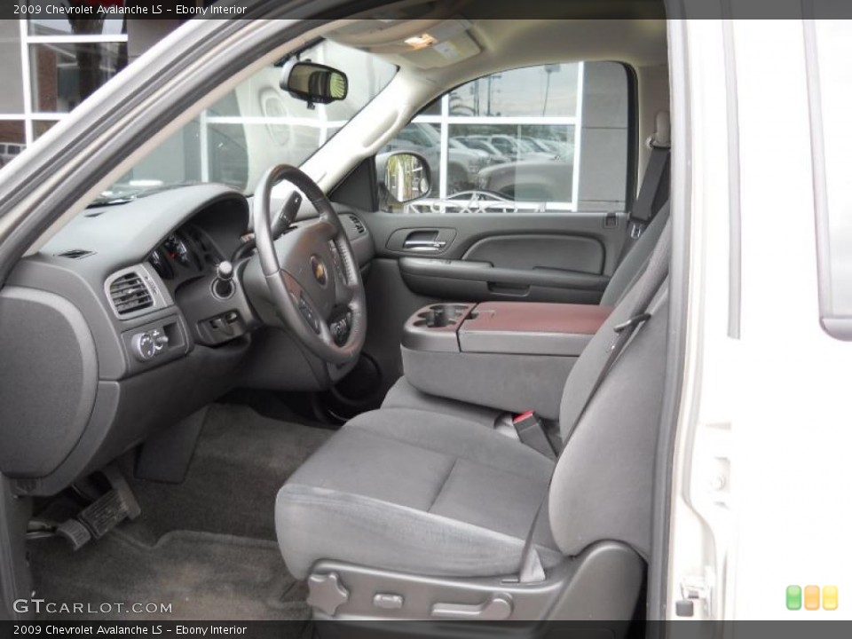 Ebony Interior Photo for the 2009 Chevrolet Avalanche LS #42434264