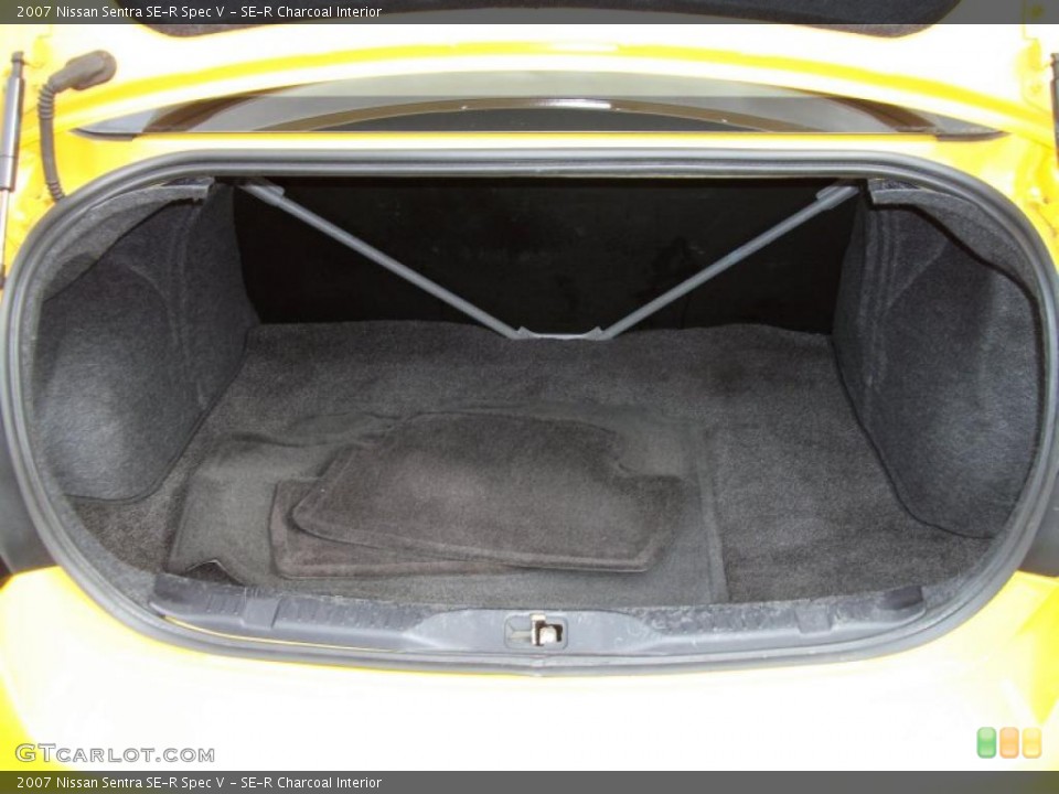 SE-R Charcoal Interior Trunk for the 2007 Nissan Sentra SE-R Spec V #42439076