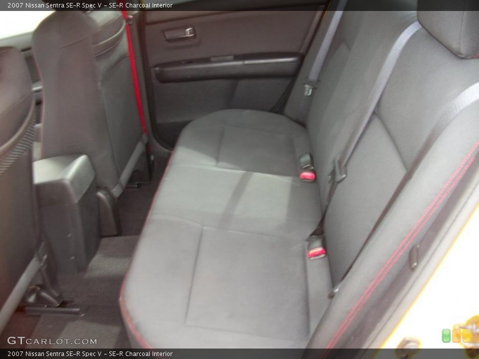 SE-R Charcoal Interior Photo for the 2007 Nissan Sentra SE-R Spec V #42439084