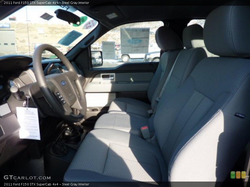 Steel Gray Interior Photo for the 2011 Ford F150 STX SuperCab 4x4 #42446171