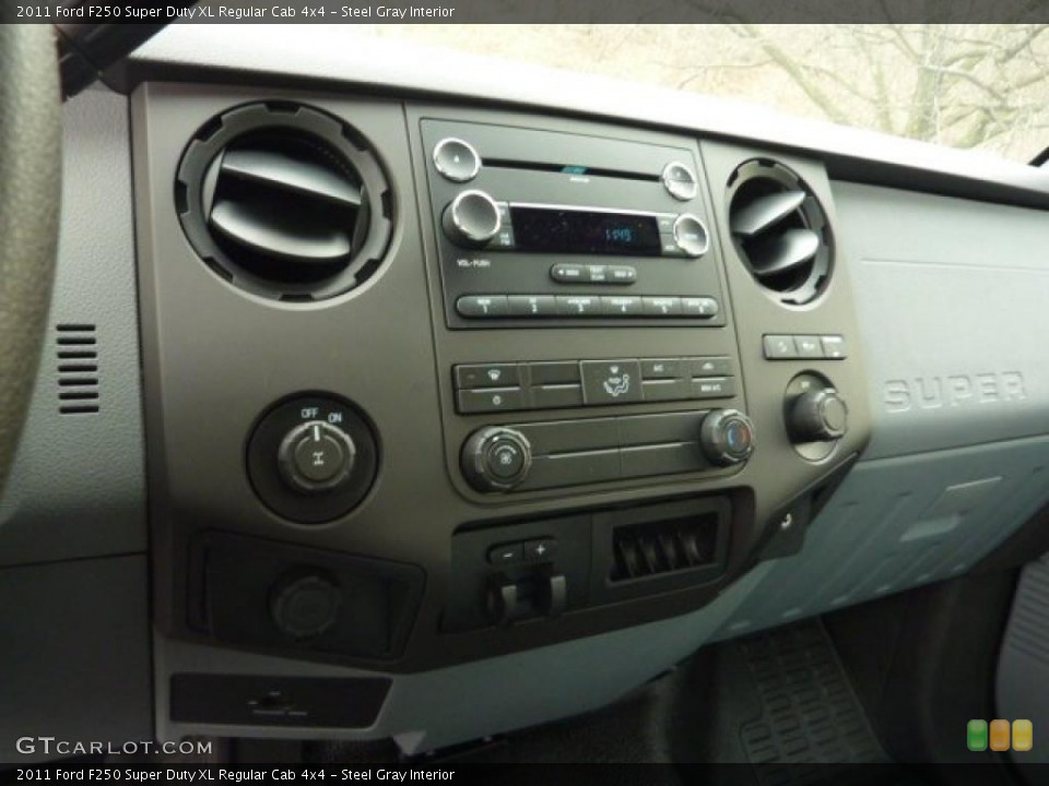 Steel Gray Interior Controls for the 2011 Ford F250 Super Duty XL Regular Cab 4x4 #42449527