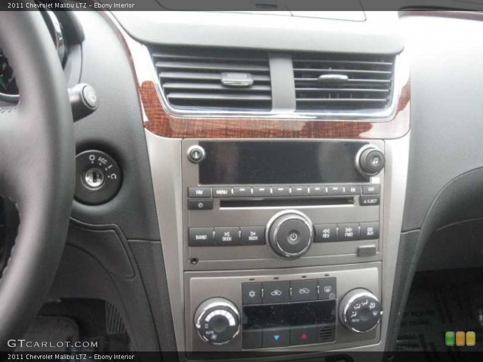 Ebony Interior Controls for the 2011 Chevrolet Malibu LTZ #42455943