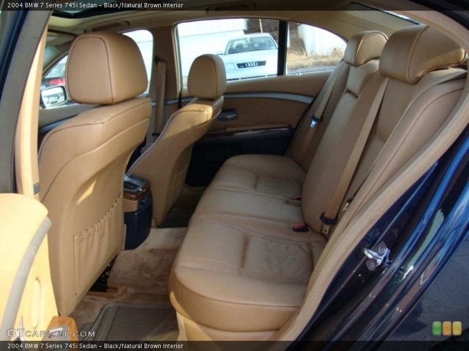 Black/Natural Brown Interior Photo for the 2004 BMW 7 Series 745i Sedan #42457423