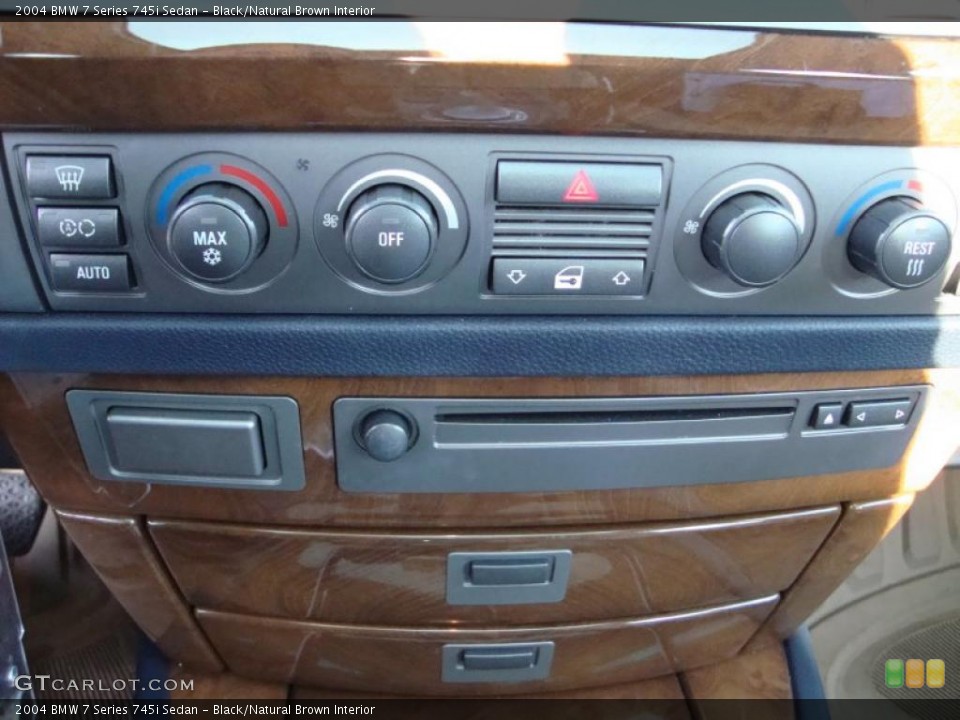 Black/Natural Brown Interior Controls for the 2004 BMW 7 Series 745i Sedan #42457747