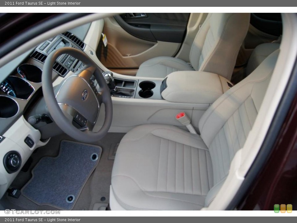 Light Stone Interior Photo for the 2011 Ford Taurus SE #42461887