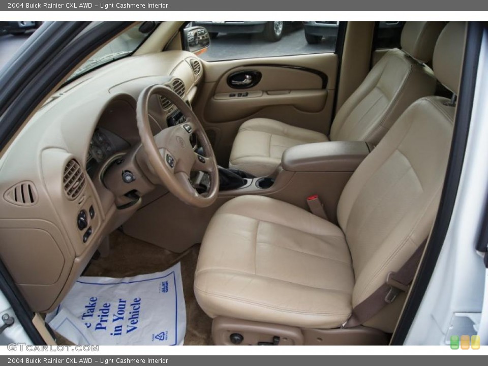 Light Cashmere Interior Photo for the 2004 Buick Rainier CXL AWD #42464195