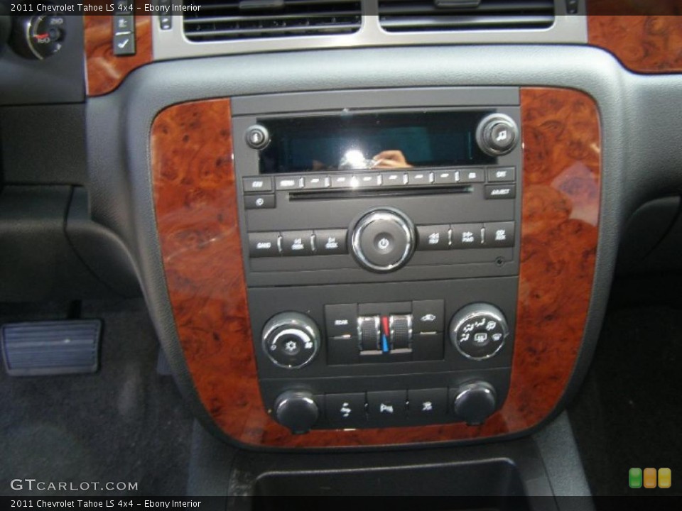 Ebony Interior Controls for the 2011 Chevrolet Tahoe LS 4x4 #42468292