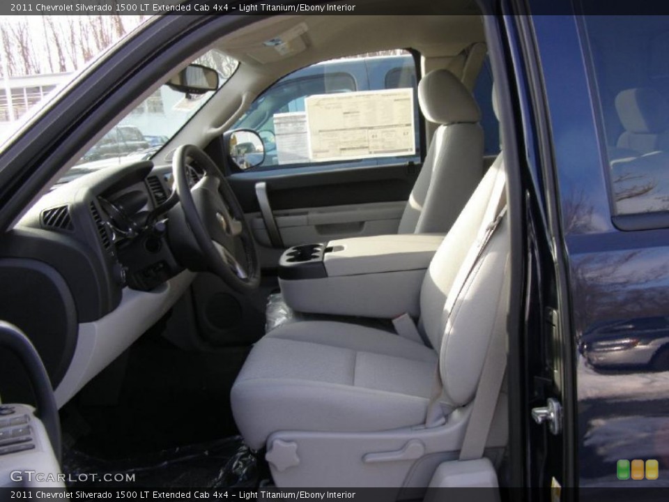 Light Titanium/Ebony Interior Photo for the 2011 Chevrolet Silverado 1500 LT Extended Cab 4x4 #42468376