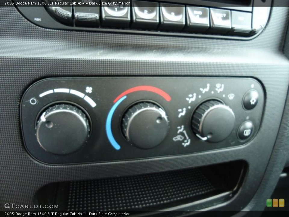 Dark Slate Gray Interior Controls for the 2005 Dodge Ram 1500 SLT Regular Cab 4x4 #42472528