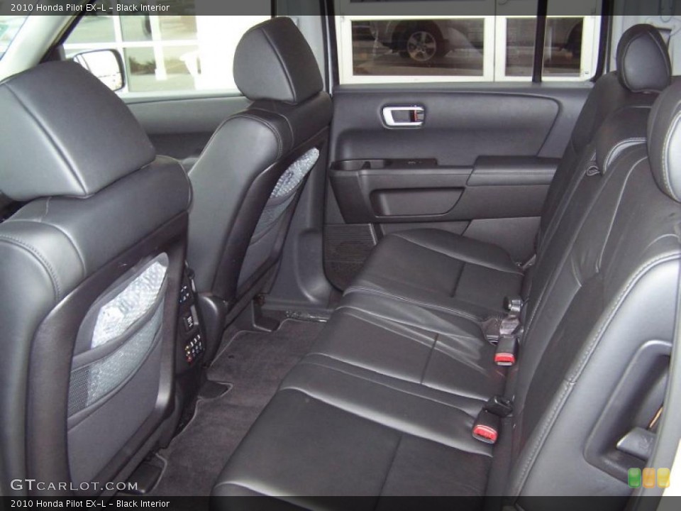 Black Interior Photo for the 2010 Honda Pilot EX-L #42473608
