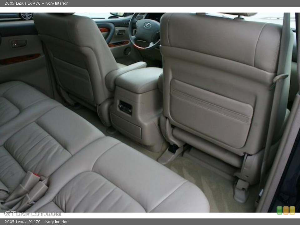 Ivory Interior Photo for the 2005 Lexus LX 470 #42480456
