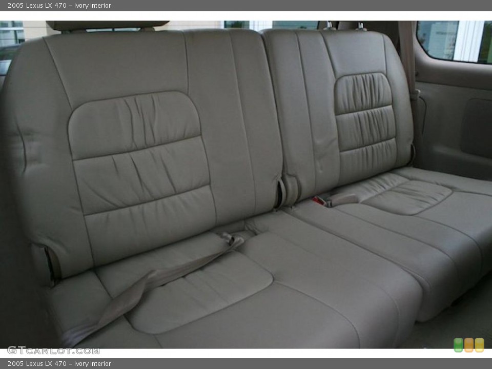 Ivory Interior Photo for the 2005 Lexus LX 470 #42480468
